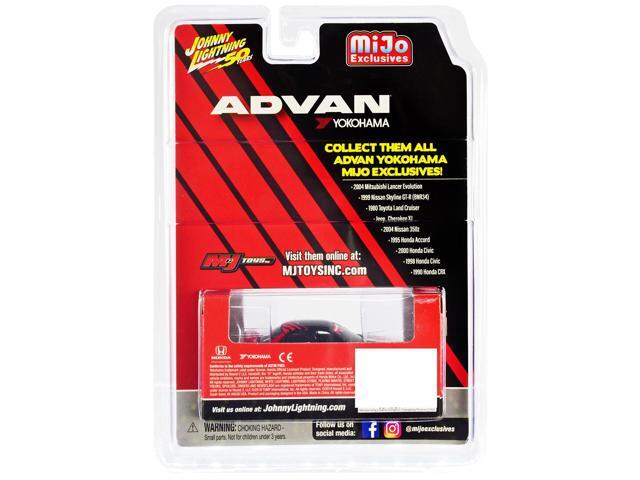 2004 Nissan 350Z ADVAN Yokohama 'Johnny Lightning 50th Anniversary' Limited Edition to 3600 pieces Worldwide 1/64 Diecast Model Car by Johnny...