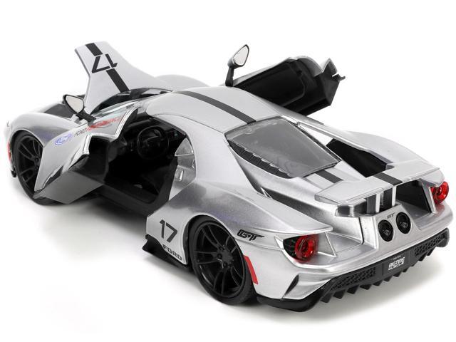 2017 Ford GT #17 Silver Metallic with Black Stripes 'Ford Performance' 'Bigtime Muscle' Series 1/24 Diecast Model Car by Jada