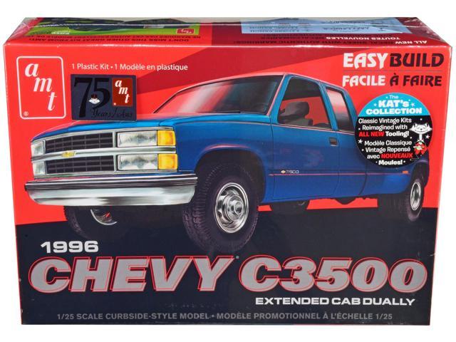 Skill 2 Model Kit 1996 Chevrolet C3500 Extended Cab Dually Pickup Truck 'Easy Build' 1/25 Scale Model by AMT