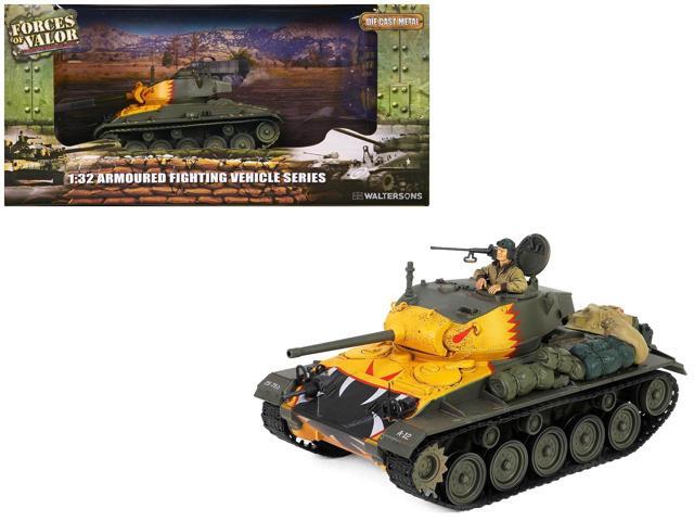 M24 Chaffee Light Tank 'Tiger Face, 79th Tank Btn, Han River, South Korea' (1950) US Army 1/32 Diecast Model by Forces of Valor