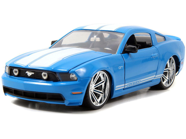 Jada Toys Big Time Muscle - 1:24 2010 Ford Mustang Die-Cast Car - 92205-4