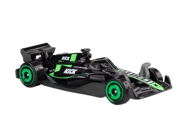 Hot Wheels - 1:64 Scale Formula 1 Collectible Race Car (5-Pack) - image 5