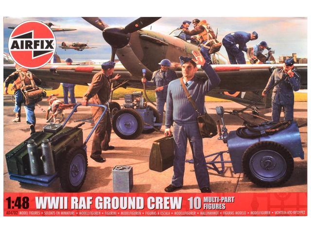 Level 1 Model Kit of WWII RAF Ground Crew Figure and Accessory Set 1/48 Plastic Model kit by Airfix
