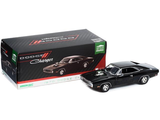 1970 Dodge Charger with Blown Engine Black 'Artisan Collection' Series 1/18 Diecast Model Car by Greenlight