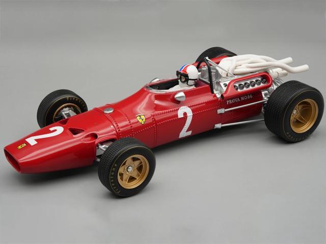 Ferrari 312/67 #2 Chris Amon F1 'Italian GP' (1967) 'Mythos Series' with Figure and Display Case 1/18 Model Car by Tecnomodel