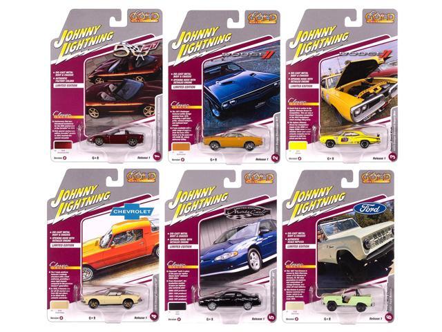 'Classic Gold Collection' 2025 Release 1 Set B of 6 Cars 1/64 Diecast Model Cars by Johnny Lightning