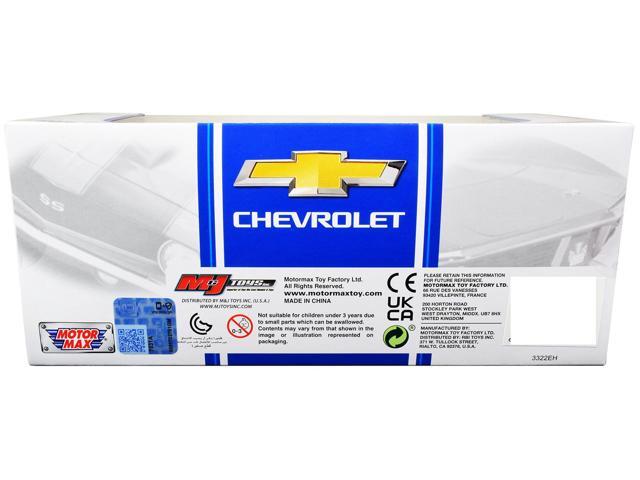 2017 Chevrolet Silverado 1500 LT Z71 Crew Cab Pickup Truck White 1/27 Diecast Model Car by Motormax
