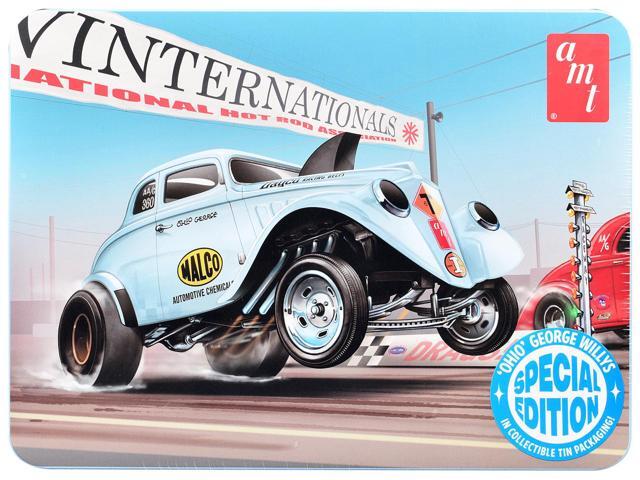 Skill 2 Model Kit of 1933 Willys Gasser 'Ohio George' with Collectible Tin Packaging 1/25 Plastic Model by AMT
