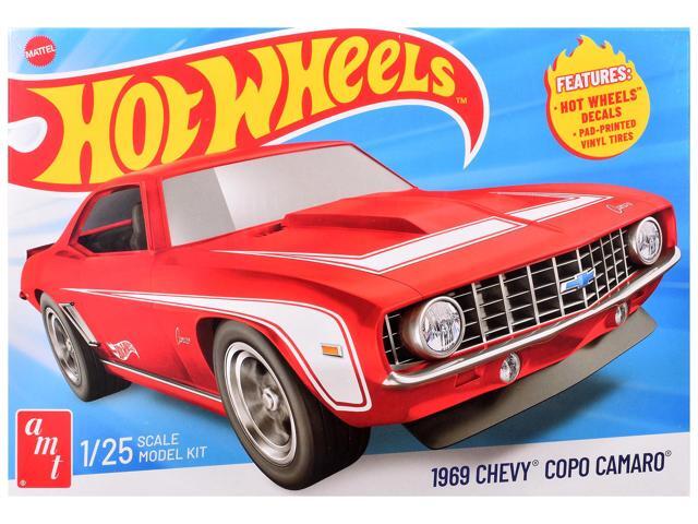 Skill 2 Model Kit 1969 Chevrolet COPO Camaro 'Hot Wheels' 1/25 Scale Plastic Model by AMT