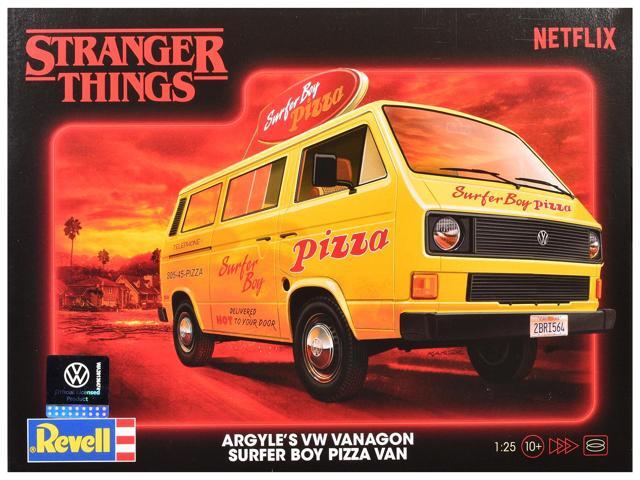 Level 3 Model Kit Argyles Volkswagen Vanagon 'Surfer Boy Pizza' Van 'Stranger Things' (2016-Current) 1/25 Scale Model by Revell