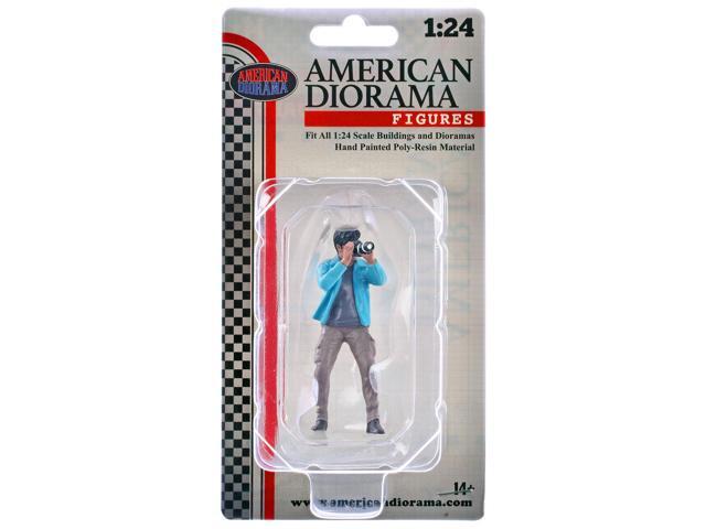 'Photographers' Figure #1 for 1/24 Scale Models by American Diorama