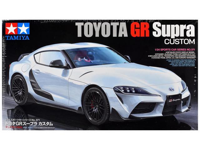 Model Kit Toyota GR Supra Custom 1/24 Scale Model by Tamiya