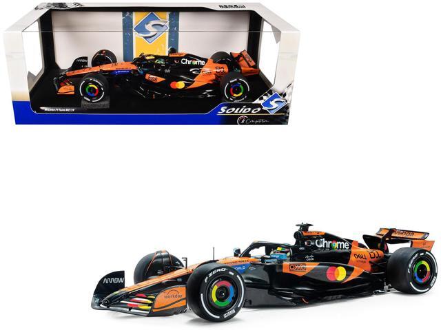 McLaren MCL39 #81 Oscar Piastri 'OKX' Winner F1 'Chinese GP' (2025) 'Competition' Series 1/18 Diecast Model Car by Solido
