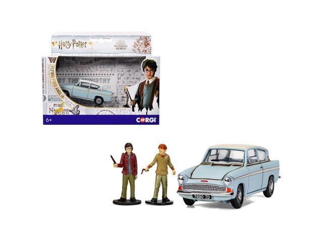 Flying Ford Anglia RHD Light Blue with White Top (Weathered) with Figures 'Harry Potter' Movie Diecast Model by Corgi