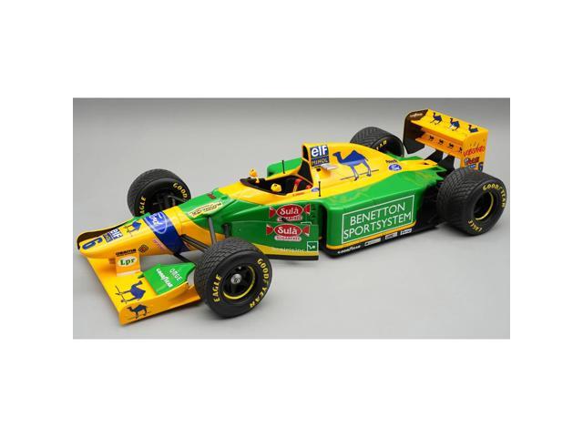 Benetton B193B #6 Riccardo Patrese 3rd Place F1 'British GP' (1993) 'Mythos Series' with Case 1/18 Model Car by Tecnomodel
