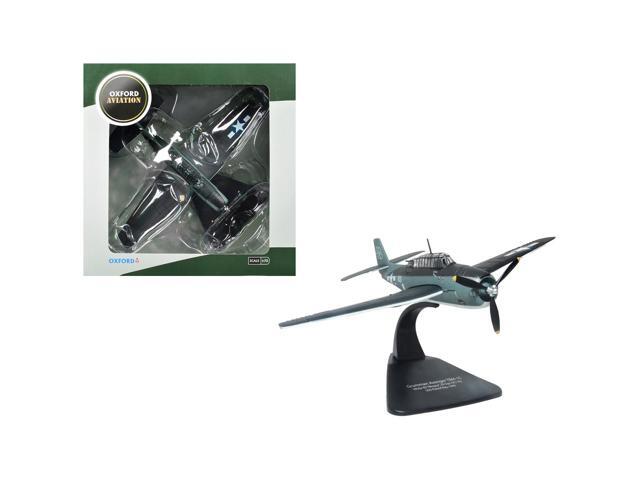 Grumman Avenger TBM-1C Aircraft 'Petrof Bay' (1945) US Navy 1/72 Diecast Model Airplane by Oxford Diecast