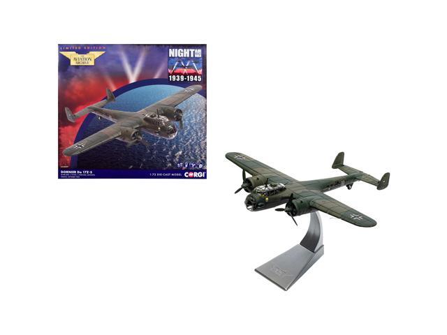 Dornier Do 17Z-5 Aircraft '7T+HH, W. Nr.2787, KGR.606, Lannion, France' (1940) German Luftwaffe 1/72 Diecast Model Car by Corgi