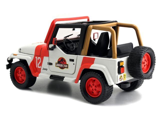 1992 Jeep Wrangler Jurassic World Movie 1/24 Diecast Model Car by Jada