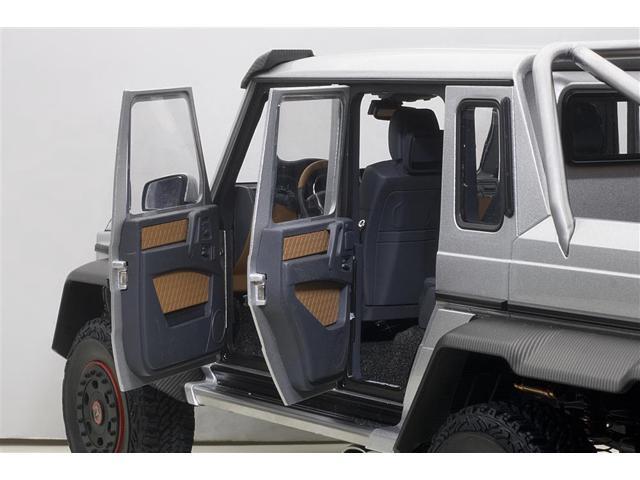 Mercedes G63 AMG 6X6 Silver 1/18 Model Car by Autoart