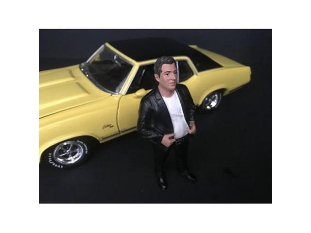 'Hanging Out II' Manuel Figurine for 1/18 Scale Models by American Diorama