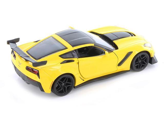 2019 Chevrolet Corvette ZR1 Yellow with Black Accents 1/24 Diecast Model Car by Motormax