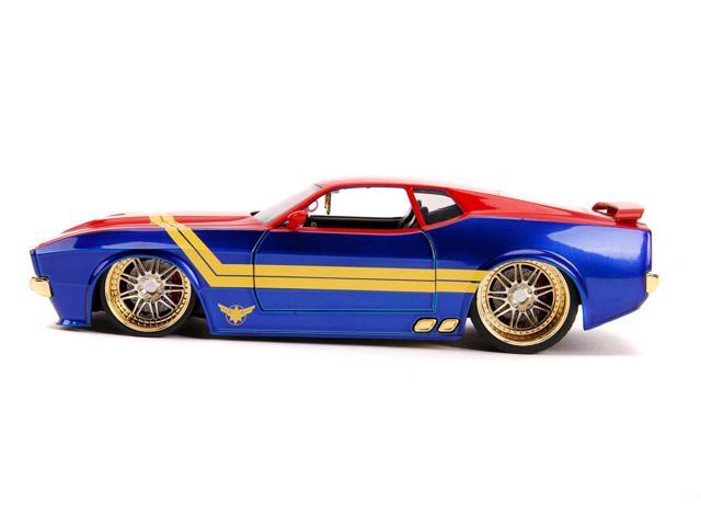 1973 Ford Mustang Mach 1 with Captain Marvel Diecast Figurine 'Avengers' 'Marvel' Series 1/24 Diecast Model Car by Jada