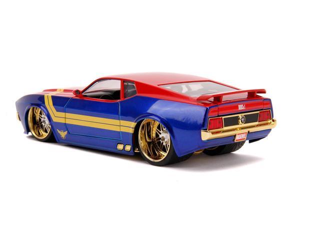1973 Ford Mustang Mach 1 with Captain Marvel Diecast Figurine 'Avengers' 'Marvel' Series 1/24 Diecast Model Car by Jada