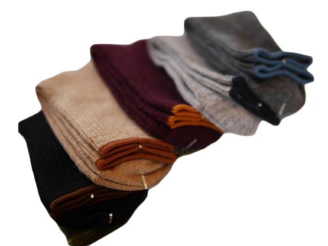 Lian LifeStyle Perfect Fit, Cozy, and Cute Women's 4 Pairs Wool Crew Socks With a Wide Range of Colors and Style LHR1612 (Dark Grey)