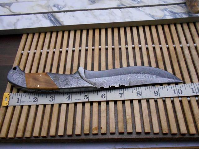 10.5 Long hand forged Damascus steel skinning Knife,5.5' full tang blade, Natural KOW wood scale with Damascus bolster & Pommel, Cow hide Leather...