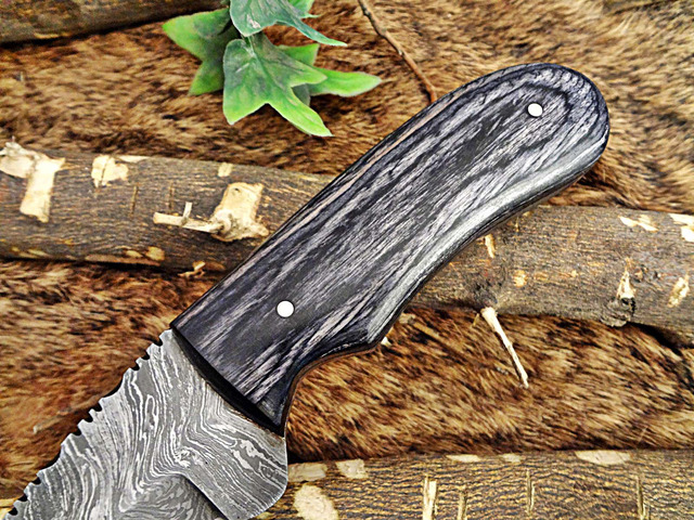 8' Long skinning knife, 4' full tang gut hook blade, hand forged Damascus steel, 2 tone Dollar wood scale, Cow Leather sheath