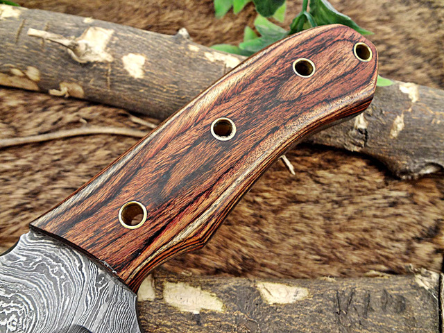 8.5' Long hand forged skinning Knife, 4.5' full tang hand forged Damascus steel coping blade, 2 tone dollar wood scale, Cow Leather sheath