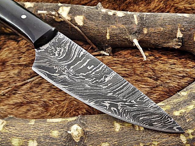9 Inches long custom made Damascus steel hand forged chef Knife, kitchen knife 4' full tang blade, Natural Buffalo Horn scale inserting hole