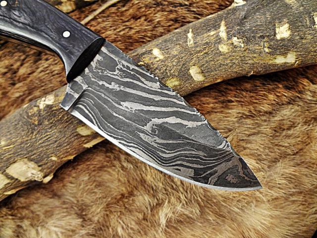 7.5' Long Damascus Steel Hand Forged Compact Skinning Knife, 4' Drop Point Full Tang Blade, 2 Tone Dollar Wood Scale, Cow Hide Leather Sheath