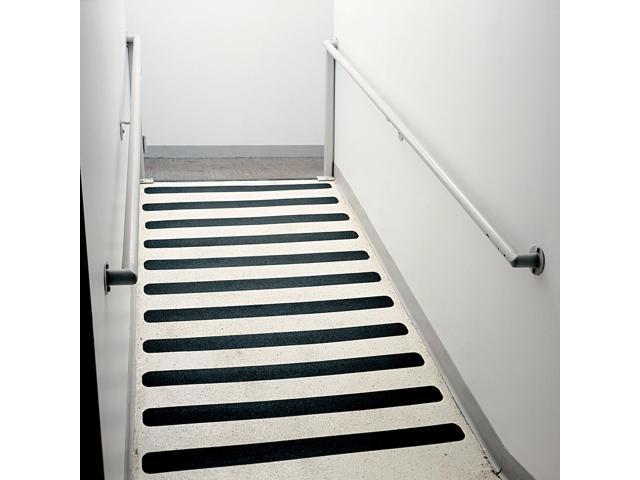 3M Safety-Walk Slip-Resistant Tape: 4 in. x 60 ft. (Black)