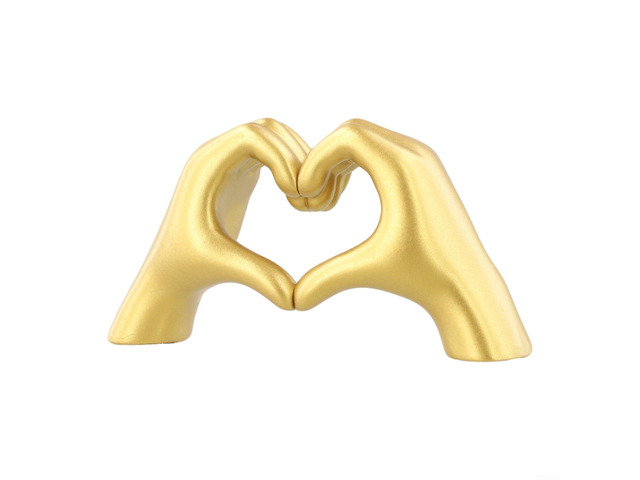 Gold Heart Hand Statue, Vinyl Jewelry Ring Holder Stand, Modern Love Finger for Living Room Bedroom Desktop Home Decor Ornament(Gold)