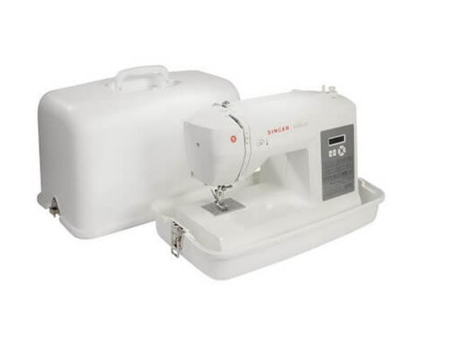 Singer Sewing Co. 611 Universal Sewing Machine Case