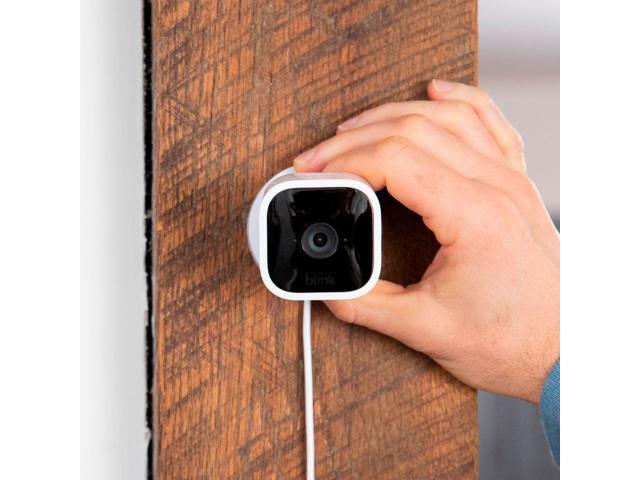 Blink - Mini - Compact indoor plug-in smart security camera, 1080p, night vision, motion detection, 2 way audio – 1 cam - White - image 10