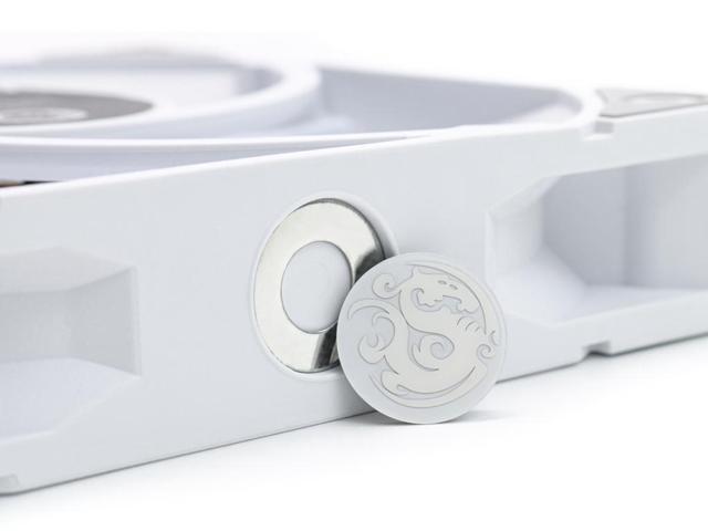 Bitspower Griffin 1225NW - 120mm White 2500 RPM Normal Flow Fan