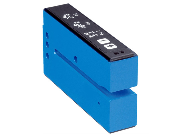 Sick UFN3-70B413 Ultrasonic Sensors, New