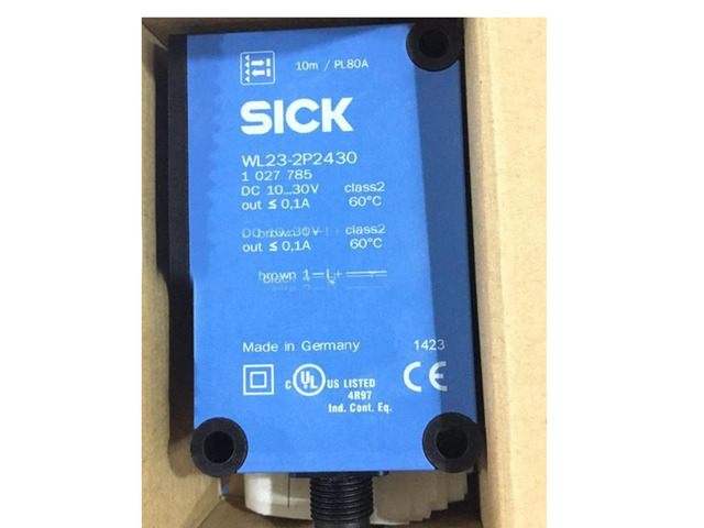 SICK WL23-2P2430 Photoelectric Retro-reflective Sensor,PNP,New