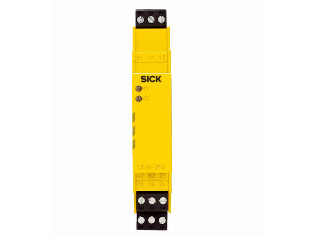 SICK UE10-2FG3D0 Plug-in Screw-type Terminals,NPN,PNP,New