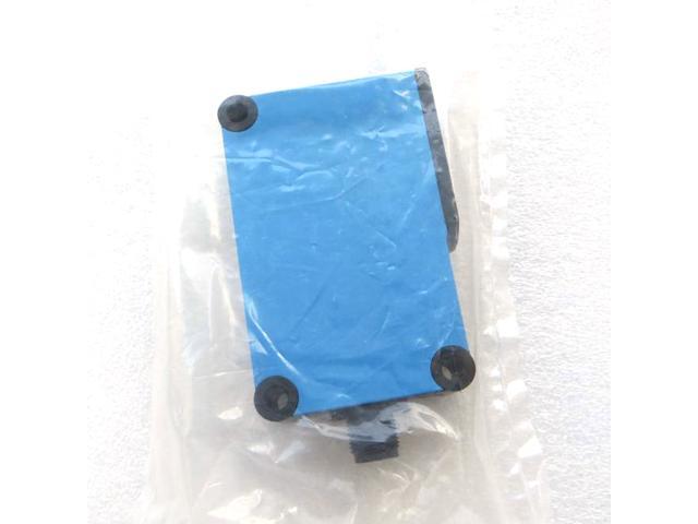 SICK WTB27-3P2421 Photoelectric Proximity Sensor,PNP,New
