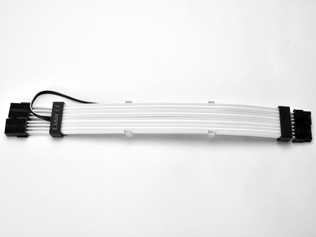 LIAN LI STRIMER PLUS 8 Pins Addressable RGB VGA power cable-- Strimer 8 pins (1Year Warranty)