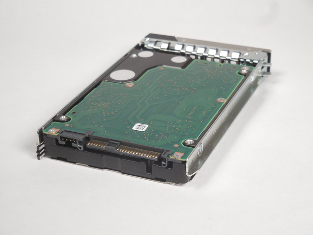Dell TMVN7 - Dell 2TB 2.5' Nearline SAS 7.2K 12Gb/s Hard Drive