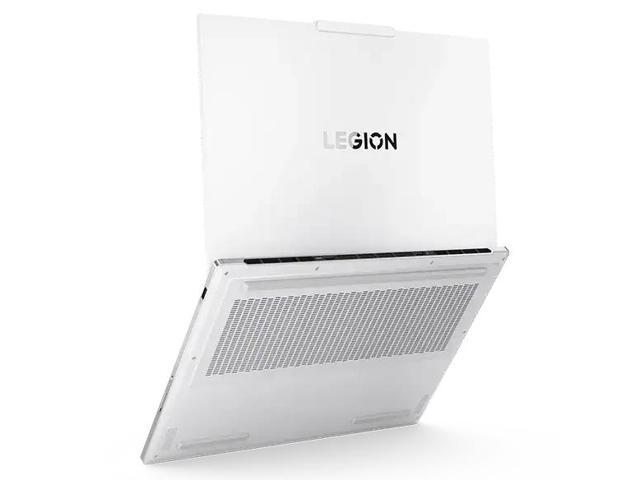 Legion 7i Gen 10 Intel (16″) with RTX 5070 - image 3