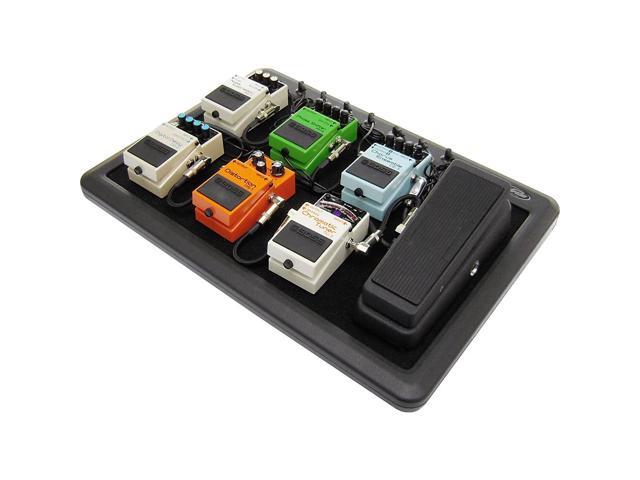SKB PS8 Powered Pedal Board with Gig Bag