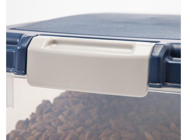 IRIS Airtight Pet Food Storage Container for Treats, 12 Quart, Navy