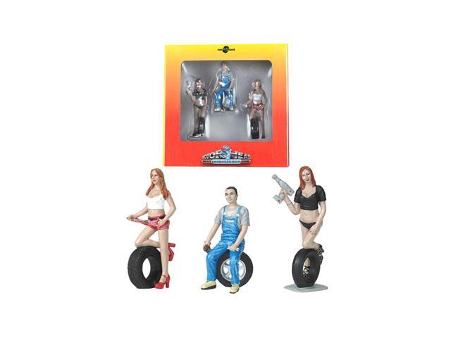 Andie, Derek and Michele Tire Brigade 3 piece Figurine Set 1/24 by Motorhead Miniatures