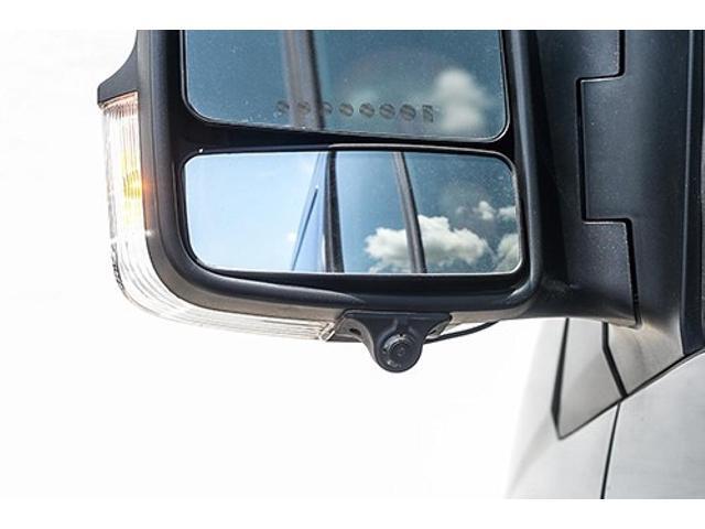 EchoMaster - Universal Self-Adhesive Side-View Mirror Blind Spot Camera - Black - image 6