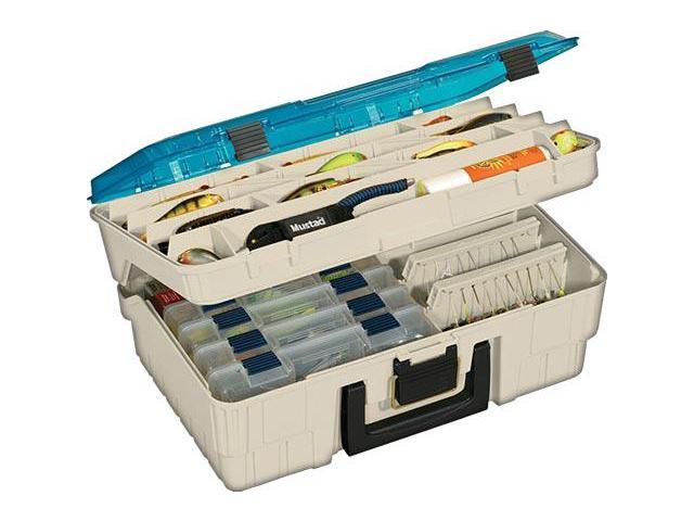 Plano Magnum Satchel (Includes 2 Tier Spinner Bait Racks)